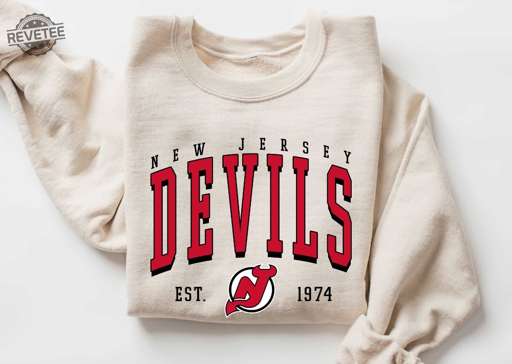 Vintage Style New Jersey Sweatshirt New Jersey Devils Crewneck New Jersey Sweatshirt Hockey Fan Gifts Hockey Sweatshirt Unique