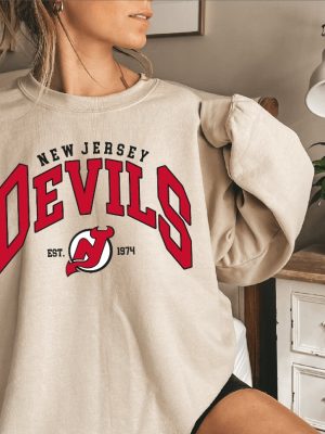 New Jersey Devils Sweatshirt New Jersey Devils Hockey Shirt Hockey Fan Sweater Hockey Hoodie Vintage Sweatshirt Unique revetee 2