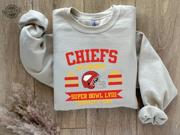 Kansas City Chiefs Superbowl Varsity Kansas City Kc Football Shirt Kansas City Chiefs Sweatshirt Womens Unique revetee 3