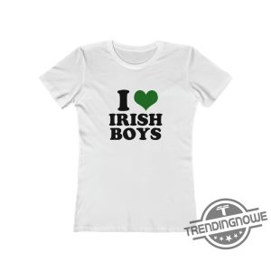 I Love Irish Boys Shirt V2 Kiss Me Im Irish Shirt Kiss Me Im Irish 90S Sweatshirt St Pattys Tee St Patricks Day Shirt 90S Style Tee trendingnowe 2