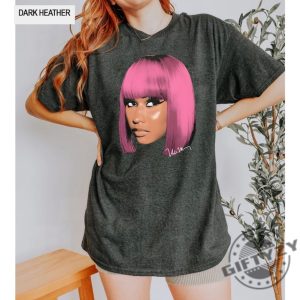 Retro Nicki Minaj Unisex Shirt Rare Queen Of Rap Tshirt Album Cover Art Sweatshirt Trendy Hoodie Nicki Minaj Shirt giftyzy 3