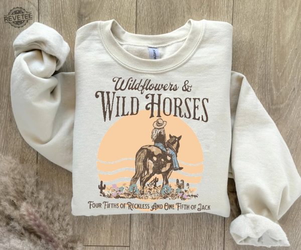 Nashville Shirt Country Concert Top Lainey Wilson Shirt Wildflowers Wild Horseswestern Shirt For Her Oversized Rodeo T Shirt Unique revetee 3