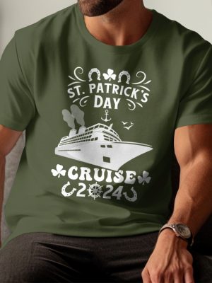 St. Patricks Day Cruise Shirt 2024 St Pattys Day Nautical Ship Green Tee Perfect Gift For Irish Boat Enthusiast Gift For Her Him Unique revetee 2