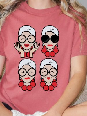 Iris Apfel Shirt Iris Apfel Tshirt Fashion Icon Dies At 102 Iris Apfel T Shirt Fashion Icon Iris Iris Apfel Fashion Unique revetee 2