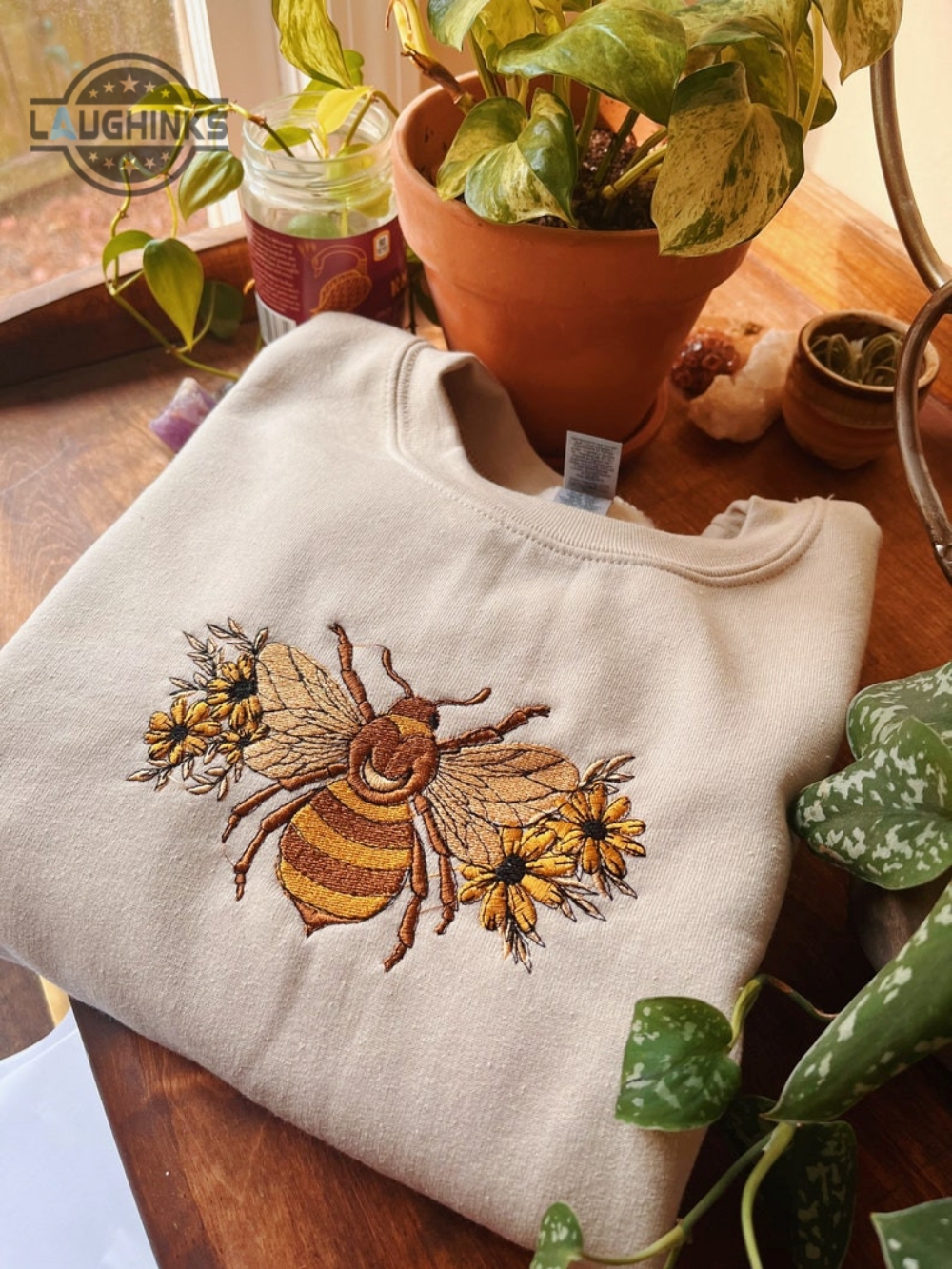 Tan Floral Bumble Bee Embroidered Crewneck  Custom Crewneck  Embroidered Sweatshirt  Hippie Boho Apparel Embroidery Tshirt Sweatshirt Hoodie Gift