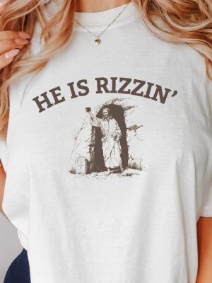 He Is Rizzin Funny Easter Shirt Of Jesus Taking A Tomb Selfie Retro Christian Faith Religious Graphic Tee He Is Rizzen Shirt He Is Rizzen Sweatshirt revetee 3