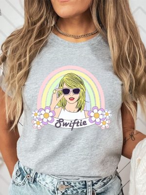 Taylor Swiftie Merch Tshirt Eras Tour Outfit Swifty Shirt Vintage Retro Swift Shirt Swifty Shirt Unique revetee 4