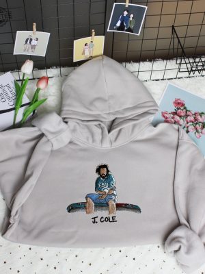 J Cole Crewneck Embroidered Sweatshirt Vintage J Cole Dreamville Hip Hop Rap Tshirt Unique revetee 2