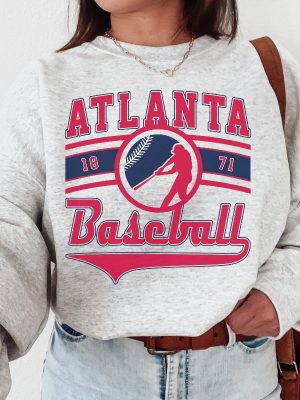 Vintage Atlanta Brave Crewneck Sweatshirt Atlanta Braves T Shirt Mens Atlanta Braves Tee Shirt Atlanta Braves Apparel Unique revetee 2