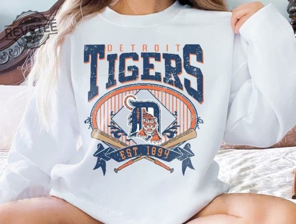 Detroit Baseball Sweatshirt Vintage Detroit Tigers Womens Shirt Detroit Tiger Baseball Shirt Detroit Tigers Logo Shirt Detroit Baseball Team Shirt revetee 1