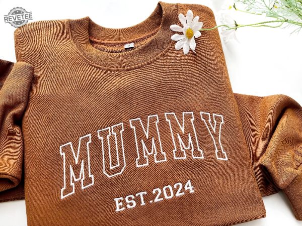 Custom Mama Embroidered Sweatshirt Custom Mama Crewneck With Kids Names Heart On Sleeve Gift For New Mom Mothers Day Gift revetee 2