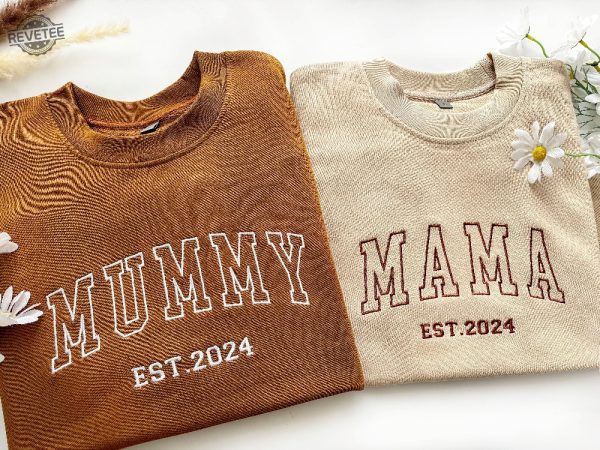 Custom Mama Embroidered Sweatshirt Custom Mama Crewneck With Kids Names Heart On Sleeve Gift For New Mom Mothers Day Gift revetee 5