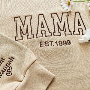 Custom Mama Embroidered Sweatshirt Custom Mama Crewneck With Kids Names Heart On Sleeve Gift For New Mom Mothers Day Gift revetee 6