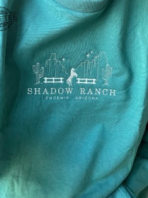 Shadow Ranch Phoenix Arizona Embroidered Sweatshirt Shadow Ranch Phoenix Arizona Embroidery Unique revetee 2