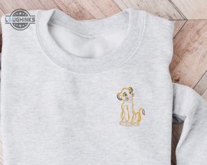 lion king simba embroidered crewneck disney embroidered sweatshirt disney animal kingdom crewneck disney sweatshirt disney crewneck embroidery tshirt sweatshirt hoodie gift laughinks 1