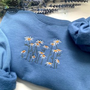 embroidered daisy crewneck embroidery tshirt sweatshirt hoodie gift