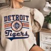 Detroit Baseball Crewneck Sweatshirt Vintage Detroit Baseball T Shirt Detroit Tigers Sweatshirt Detroit Tigers Tigers Baseball Unique revetee 1