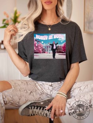 Honey Im Home Trump 2024 Shirt Funny Trump Sweatshirt Unisex Tshirt Trendy Hoodie Republican Gift giftyzy 12