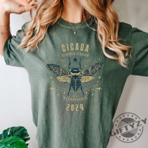 Cicada Brood 2024 Shirt Year Of The Cicada Sweatshirt Summer Swarm Tshirt Insect Lover Gift Dark Cottagecore Live Fast Die Loud Hoodie Cicada Scream Shirt giftyzy 3