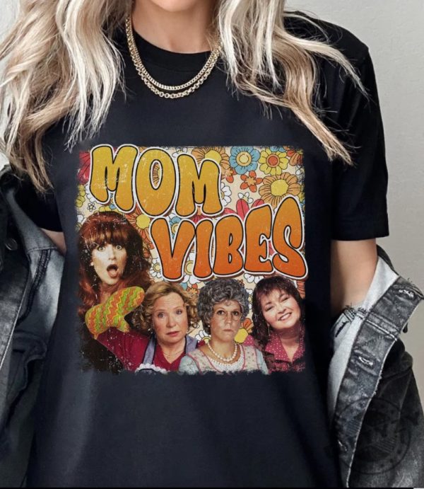 Retro 90S Mom Vibes Shirt Sitcom Mom Vibes Hoodie Mothers Day Gift Funny Mom Sweatshirt Mom Life Tshirt Cool Mom Shirt giftyzy 2
