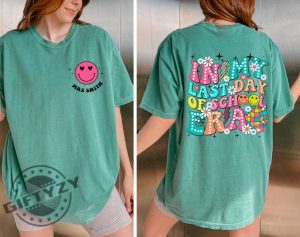 In My Last Day Of School Era Shirt Custom Teacher Sweatshirt Schools Out For Summer Tshirt Last Day Of School Retro Happy Face Shirt giftyzy 4