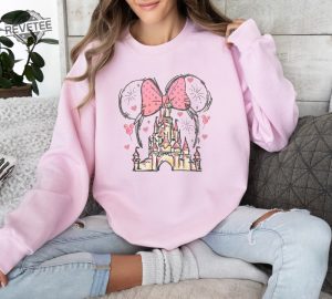 Mickey And Friends Sweatshirt Unique Mickey Sweatshirt Minnie Sweatshirt Family Disneyworld Family Sweatshirt Magic Kingdom Sweatshirt revetee 4