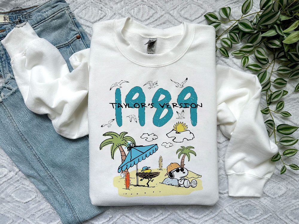 1989 Taylor Version Snoopy Sweatshirt Unique Snoopy Eras Shirt The Eras Tour Shirt Snoopy Sweatshirt Eras Concert Shirt