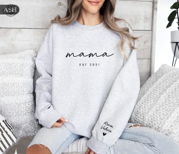 Personalized Mama Est Sweatshirt With Kid Names On Sleeve Mothers Day Gift Birthday Gift For Mom Minimalist Mom Sweater Unique revetee 4