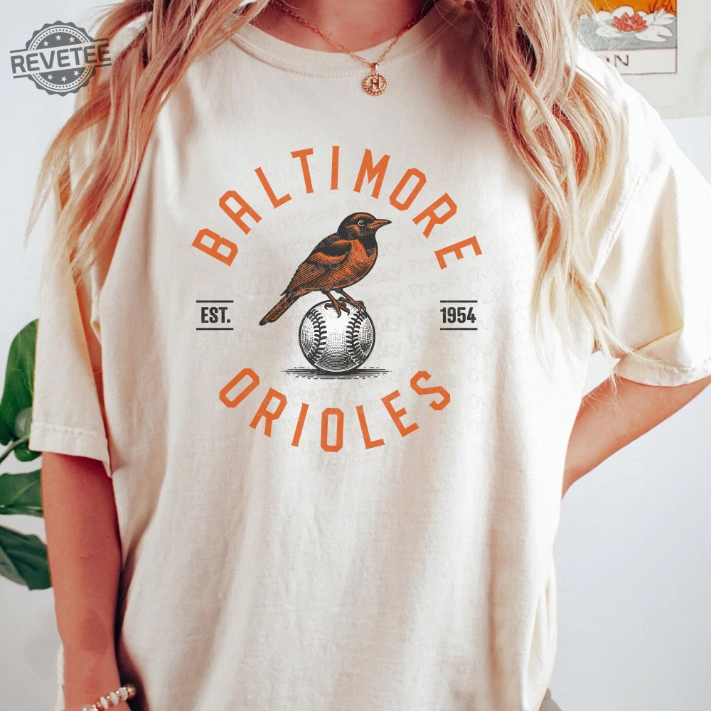 Baltimore Orioles Shirt, Vintage Style Baltimore Orioles Bird Shirt, Orioles Gameday Graphic Shirt, Baltimore Baseball Game Day Fan Shirt Unique