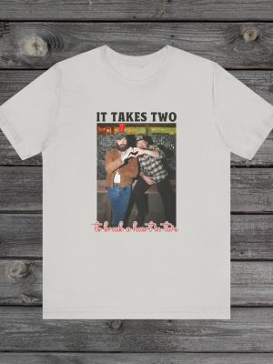 It Takes Two To Break A Heart In Two Shirt Morgan Wallen Posty Shirt Morgan Wallen Concert Timeline Morgan Wallen Setlist 2024 Unique revetee 4