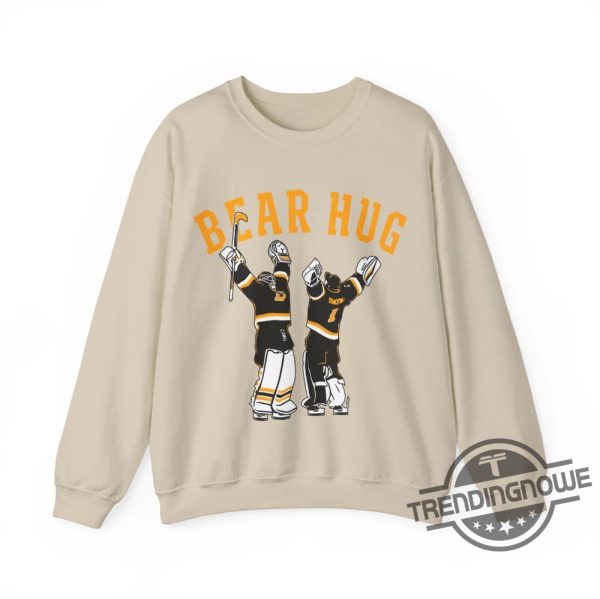 Retro Hug It Out Boston Hockey Shirt Linus Ullmark Shirt Jeremy Swayman Tee Goalie Hug Shirt Bruins Shirt Bruins Hockey Tee trendingnowe 4