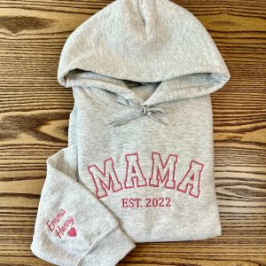 Custom Embroidered Mama Hoodie Personalized Mama Hoodie With Names On Sleeve Mama Est Year Shirt Mothers Day Gift Unique revetee 3