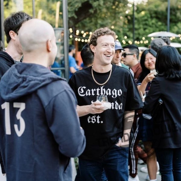 Carthago Delenda Est Shirt Mark Zuckerberg Wearing Carthago Delenda Est Shirt trendingnowe.com 2