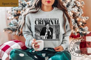 Im In Love With A Criminal Trump Supporter Vintage Shirt giftyzy 4