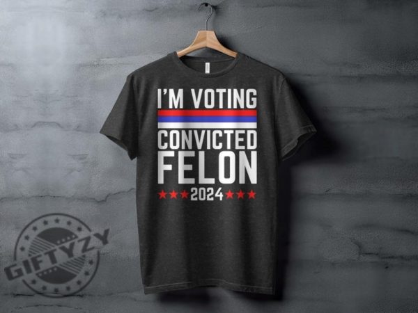 Im In Love With A Criminal Trump Supporter Shirt giftyzy 1