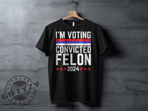 Im In Love With A Criminal Trump Supporter Shirt giftyzy 2