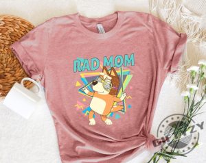 Retro Rad Mom Cute Mama Chilli Heeler Bluey Family Shirt giftyzy 2