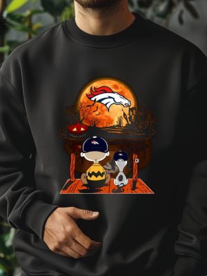 Charlie Brown Snoopy Watching Denver Broncos Shirt Denver Broncos Halloween Shirts Charlie Brown Snoopy Denver Broncos Shirts revetee 3