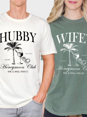 Custom Honeymoon Wifey And Hubby Shirts Luxury Honeymooning Shirt Wedding Anniversary Gift Shirt Unique revetee 4