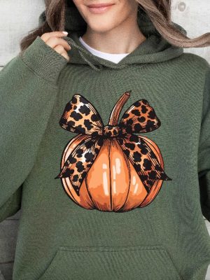 Retro Halloween Coquette Bow Spooky Mama Sweatshirt Fall Pumpkin Coquette Bow Sweater Fall Vibes Shirt Unique revetee 2