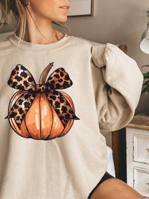 Retro Halloween Coquette Bow Spooky Mama Sweatshirt Fall Pumpkin Coquette Bow Sweater Fall Vibes Shirt Unique revetee 4