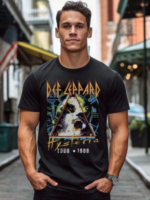 Def Leppard Lets Get Rocked T Shirt Def Leppard Hershey Pa T Shirt Def Leppard Tour T Shirt revetee 3