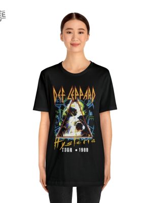 Def Leppard Lets Get Rocked T Shirt Def Leppard Hershey Pa T Shirt Def Leppard Tour T Shirt revetee 5