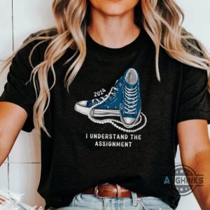 kamala harris chucks and pearls i understand the assignment shirt 2024