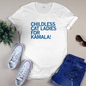 Childless Cat Ladies For Kamala T Shirt Childless Cat Lady Shirt revetee 2