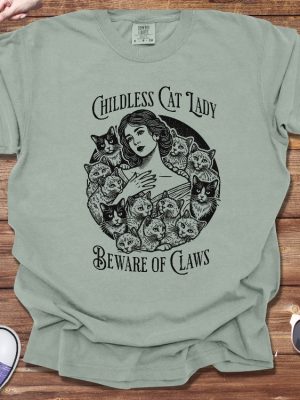 Childless Cat Lady Shirt Beware Of Claws Shirt Vintage Cat Lady Shirt Childless Cat Lady T Shirt revetee 2