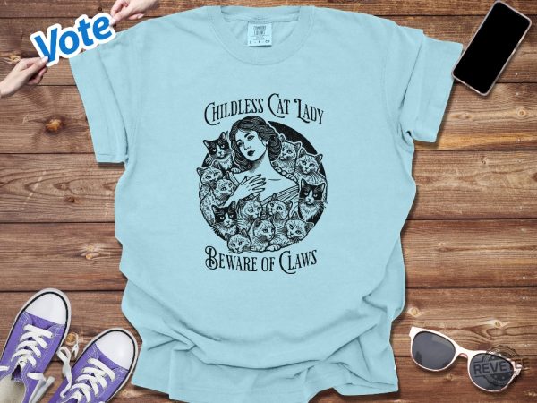 Childless Cat Lady Shirt Beware Of Claws Shirt Vintage Cat Lady Shirt Childless Cat Lady T Shirt revetee 4