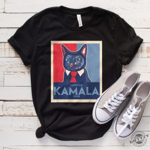 Kamala Harris Shirt Childless Cat Lady Sweatshirt Harris 2024 Hoodie Vote Democrat Kamala 2024 Tshirt Kamala Cat Meme Retro Kamala Shirt giftyzy 2