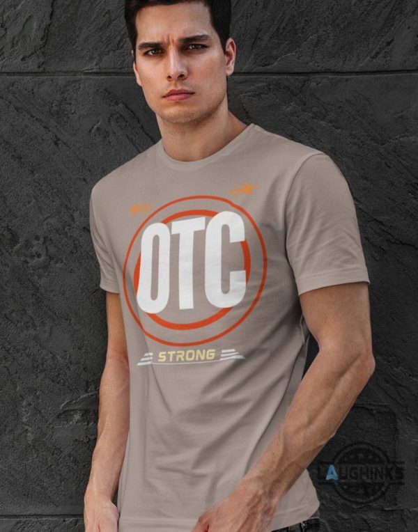 otc strong new roman reigns shirt