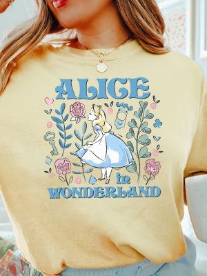 Alice In Wonderland T Shirt Disney Alice Shirt Princess Alice Shirt Alice In Wonderland Shirt revetee 2